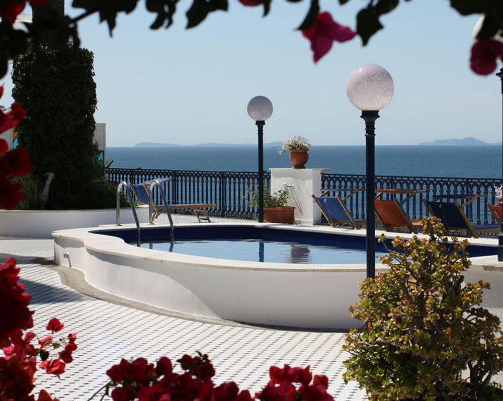 Villa La Terrazza Suites Sorrento Eksteriør billede