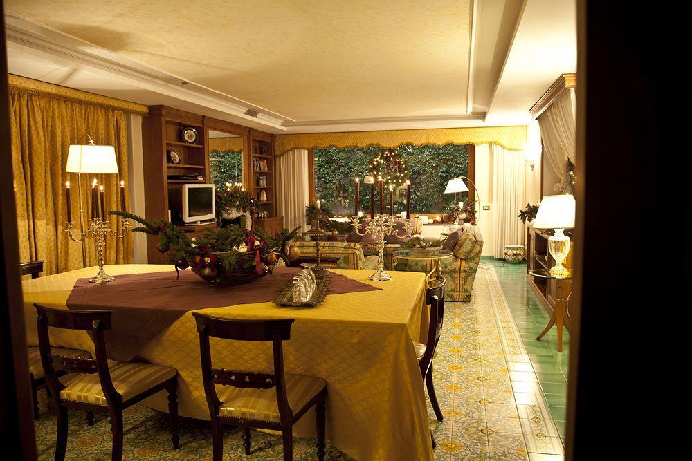 Villa La Terrazza Suites Sorrento Eksteriør billede