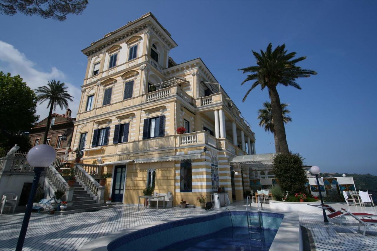 Villa La Terrazza Suites Sorrento Eksteriør billede