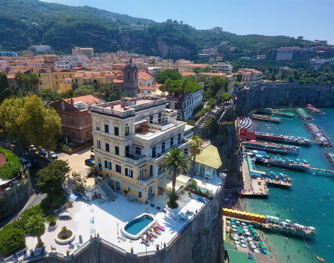 Villa La Terrazza Suites Sorrento Eksteriør billede